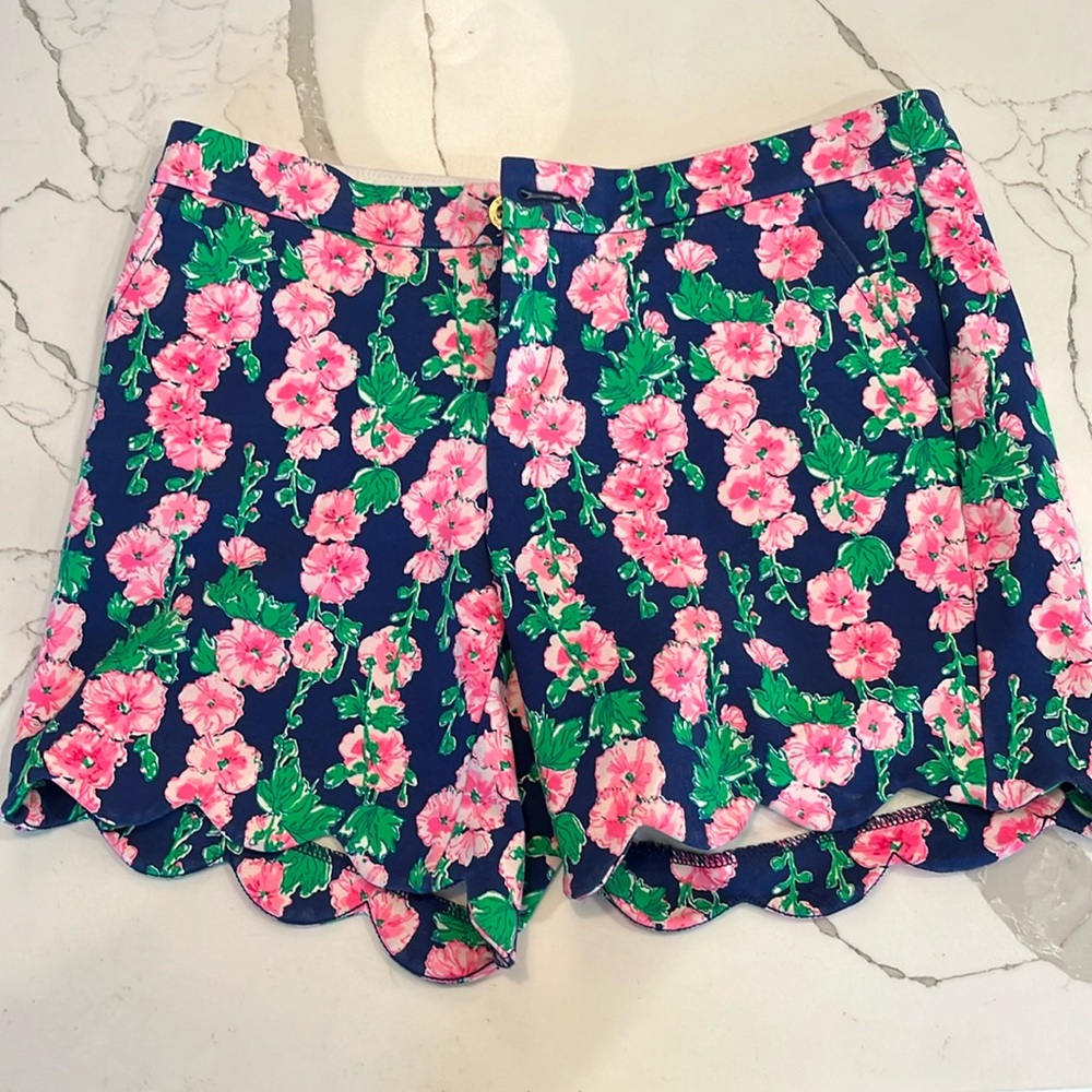 Lilly Pulitzer Darci Shorts - Sz 6